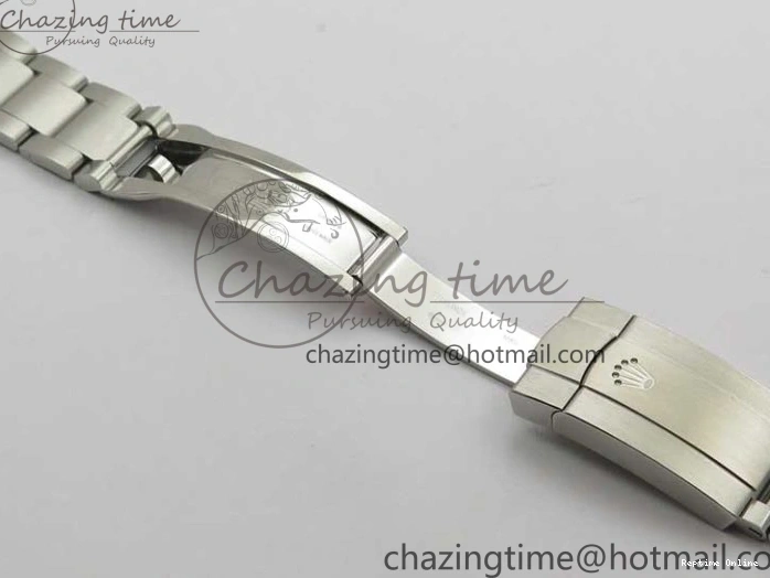 1226 Casual Oyster Perpetual 41mm 124300 EWF Best Edition Red Dial on SS Bracelet A 2856